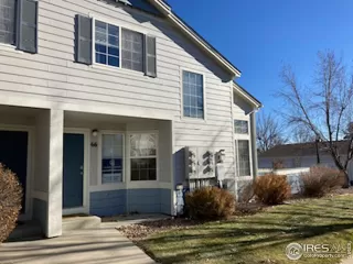 Photo #2: 955840 Listing