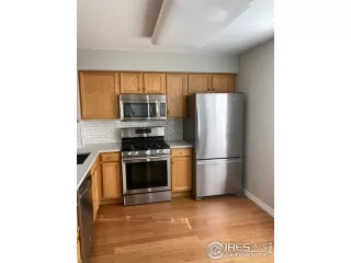 Photo #6: 955840 Listing