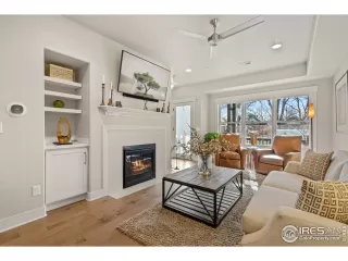 Photo #3: 955922 Listing