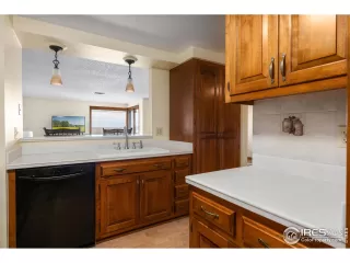 Photo #2: 955930 Listing