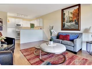 Photo #4: 955932 Listing 