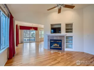 Photo #2: 955945 Listing