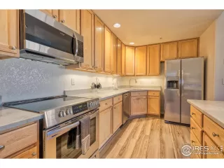 Photo #4: 955951 Listing 