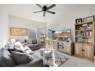 Photo #3: 955952 Listing