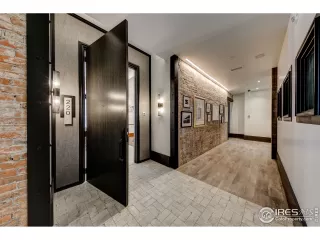 Photo #3: 955969 Listing