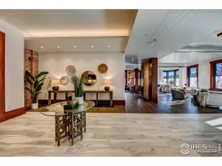 Photo #5: 955969 Listing