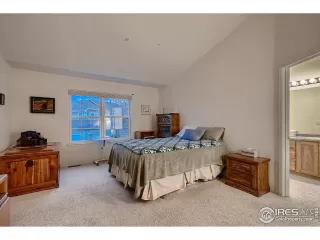 Photo #2: 955979 Listing