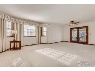 Photo #6: 956016 Listing