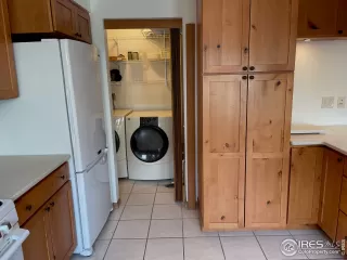 Photo #3: 956121 Listing 