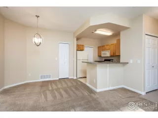 Photo #4: 956188 Listing