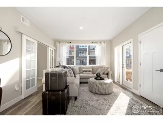 Photo #1: 956219 Listing