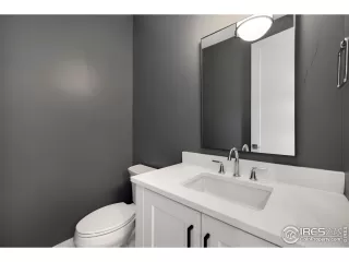 Photo #5: 956268 Listing