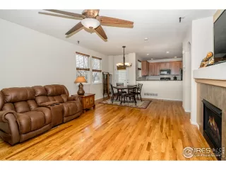 Photo #5: 956328 Listing