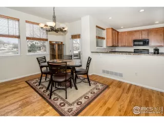 Photo #6: 956328 Listing