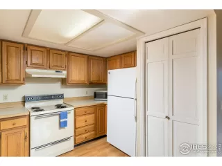 Photo #6: 956338 Listing