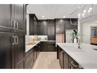 Photo #3: 956342 Listing