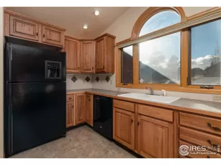 Photo #6: 956359 Listing 