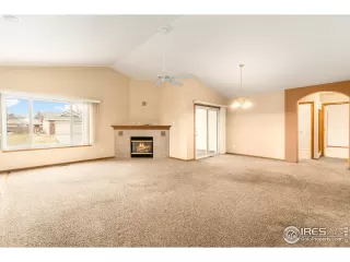 Photo #4: 956399 Listing