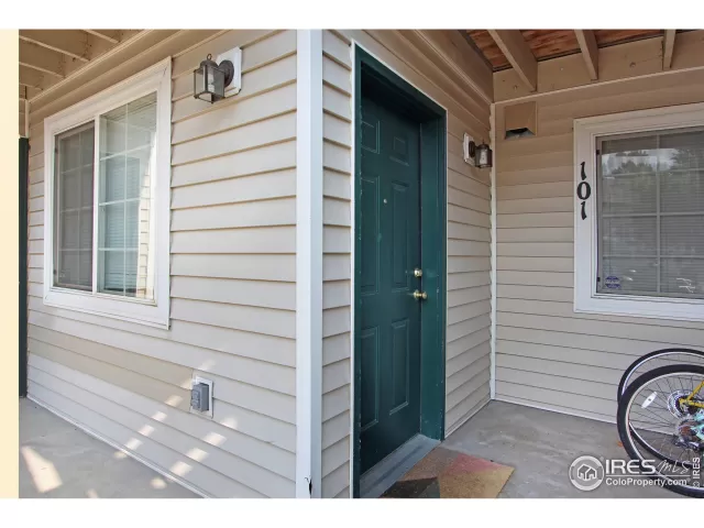 MLS: 956421 Condo For Sale