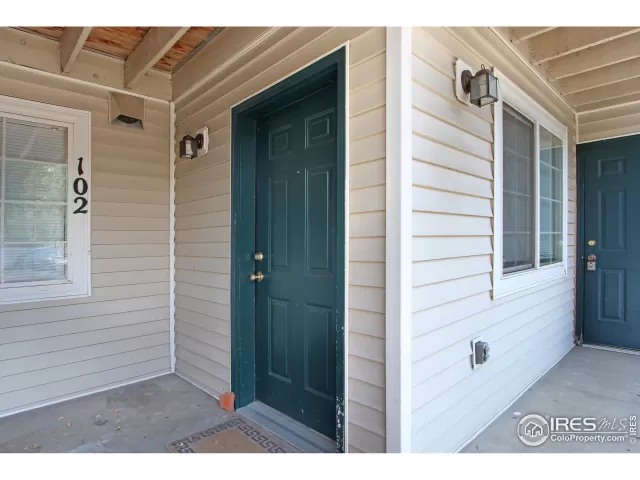 MLS: 956423 Condo For Sale