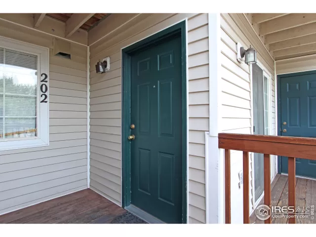 MLS: 956426 Condo For Sale