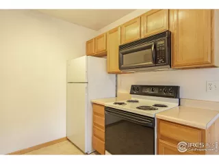 Photo #6: 956426 Listing