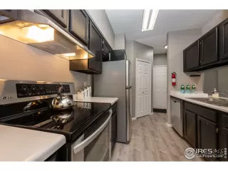 Photo #4: 956451 Listing