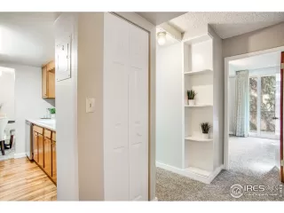 Photo #6: 956478 Listing