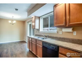 Photo #6: 956486 Listing