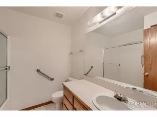 Photo #6: 956507 Listing