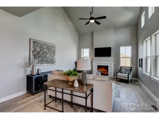 Photo #2: 956542 Listing