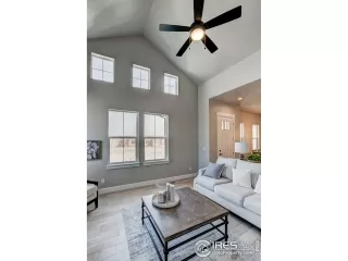 Photo #3: 956542 Listing