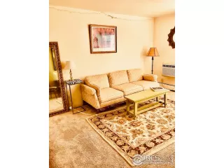 Photo #4: 956571 Listing