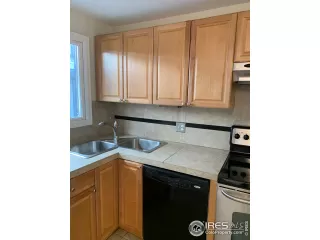 Photo #2: 956574 Listing