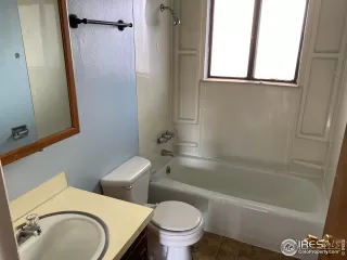 Photo #6: 956746 Listing