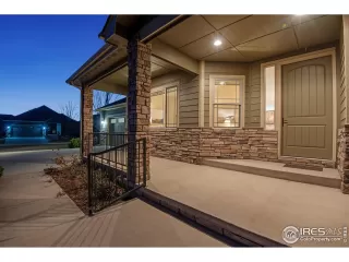 Photo #3: 956747 Listing