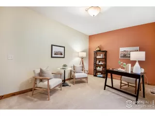 Photo #5: 956747 Listing