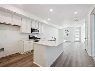Photo #6: 9567492 Listing