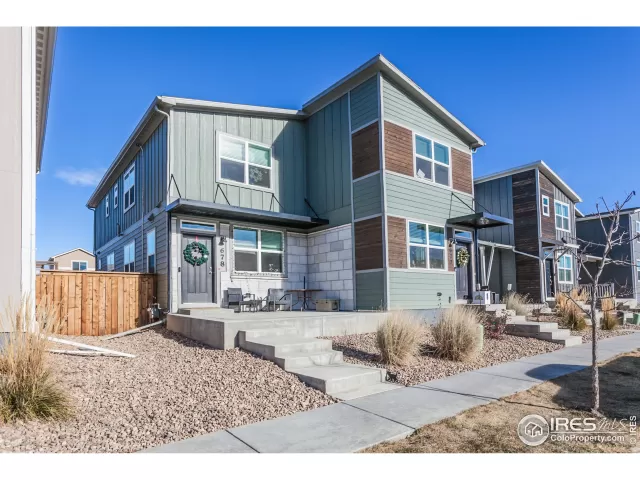 MLS: 956777 Condo For Sale