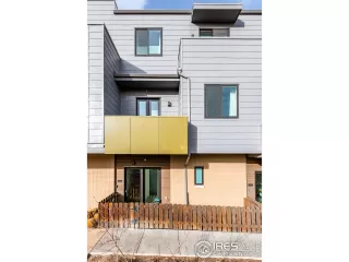 Photo #1: 956816 Listing