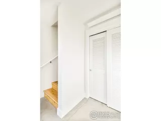 Photo #3: 956816 Listing