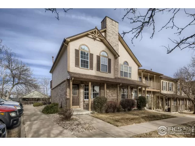 MLS: 956824 Condo For Sale