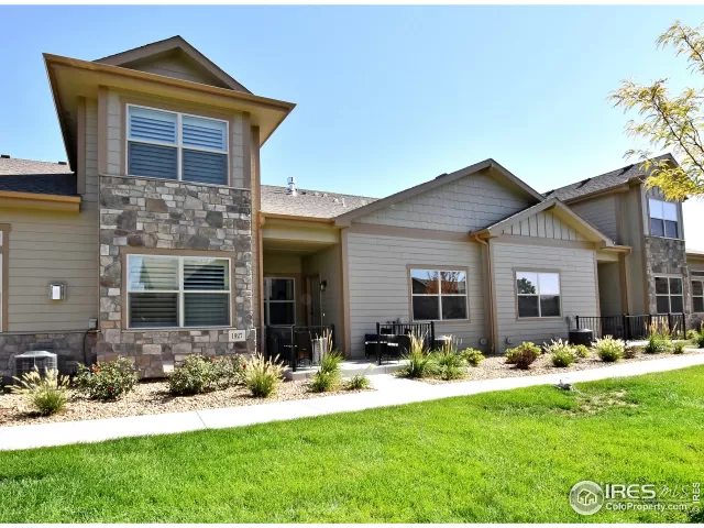 MLS: 956827 Condo For Sale