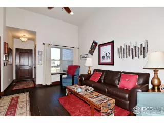 Photo #3: 956827 Listing