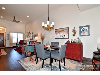 Photo #5: 956827 Listing