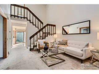 Photo #3: 956857 Listing