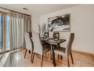 Photo #5: 956857 Listing