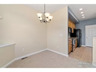 Photo #5: 956867 Listing 