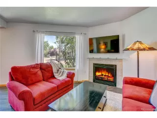 Photo #4: 9568850 Listing