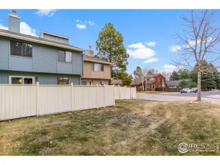 Photo #4: 956916 Listing